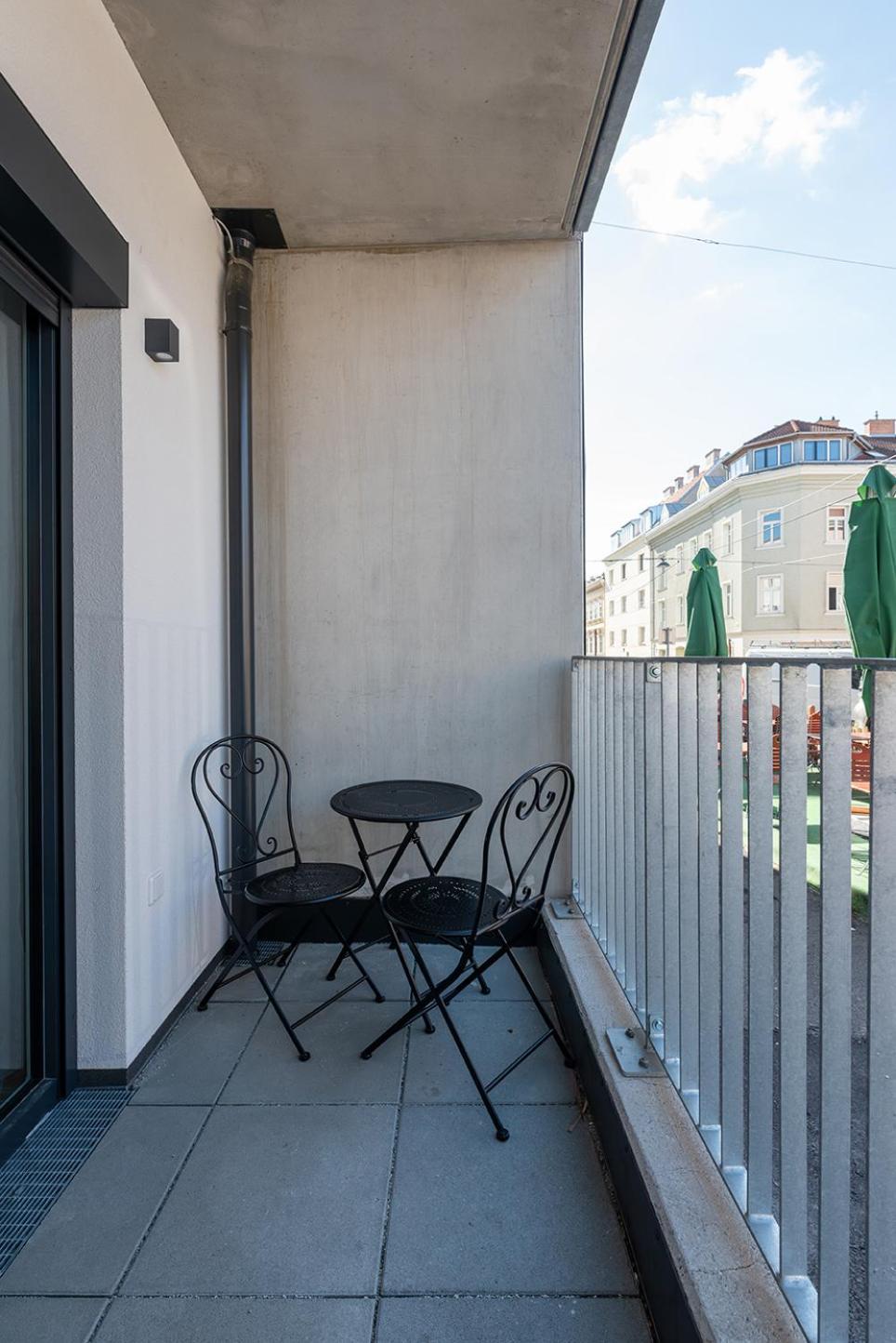 Apartment Modernes Und Neues In Ruhelage Nahe Schoenbrunn Wien
